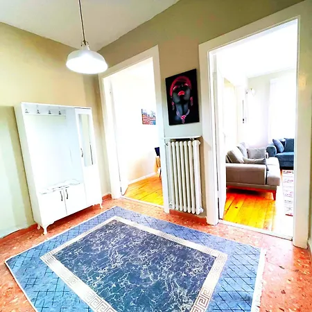 Appart hôtel Hkn Large Four-bedroom House In A Location2 *