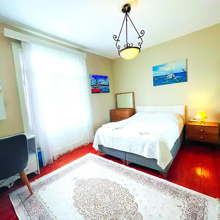 Appart hôtel Hkn Large Four-bedroom House In A Location2 *