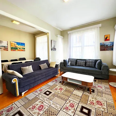 Appart hôtel Hkn Large Four-bedroom House In A Location2